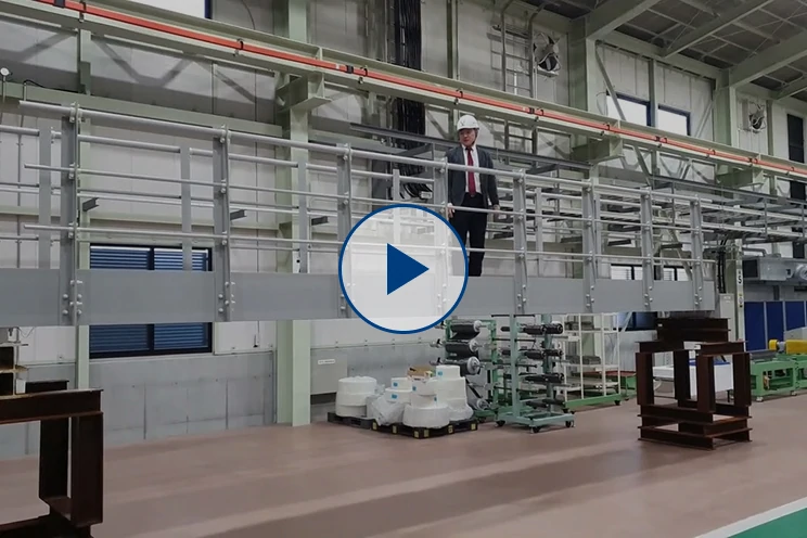 主桁・床版一体化によりたわみを抑制の動画