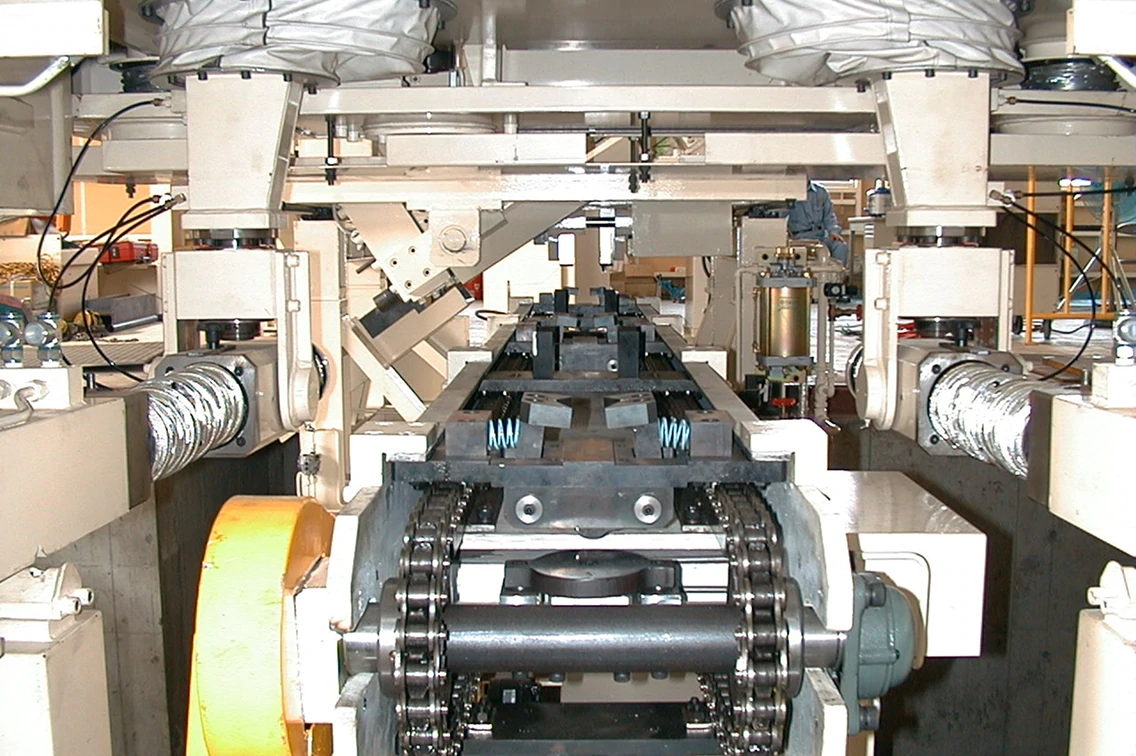 コンベア式（縦横兼用式）の画像