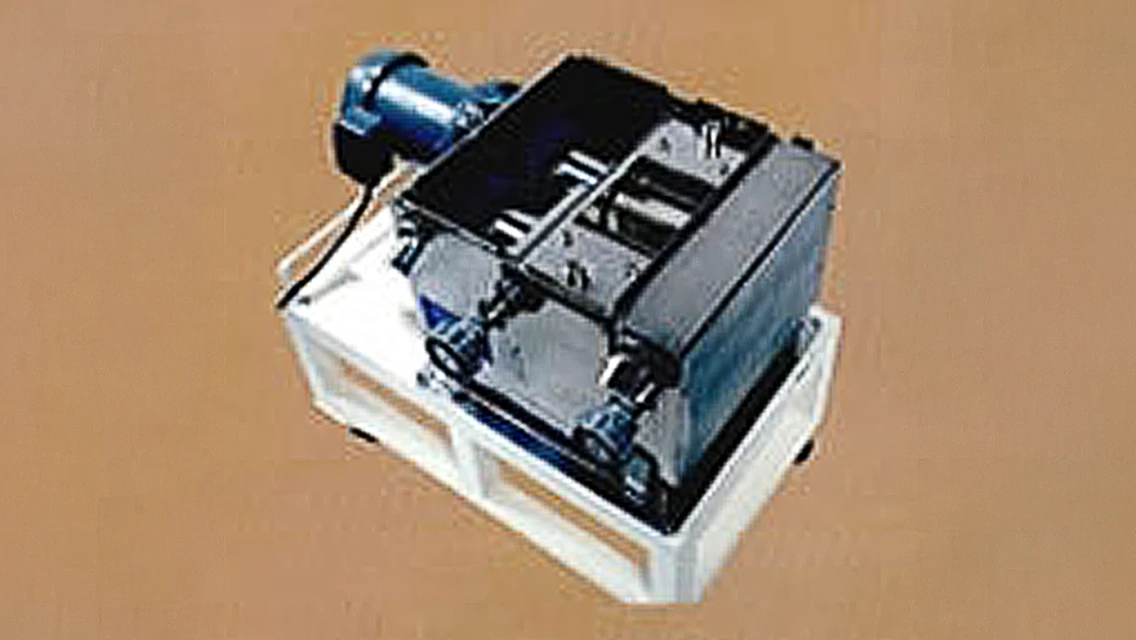 スクリーン式グラニュレータ／粗砕・整粒機の画像