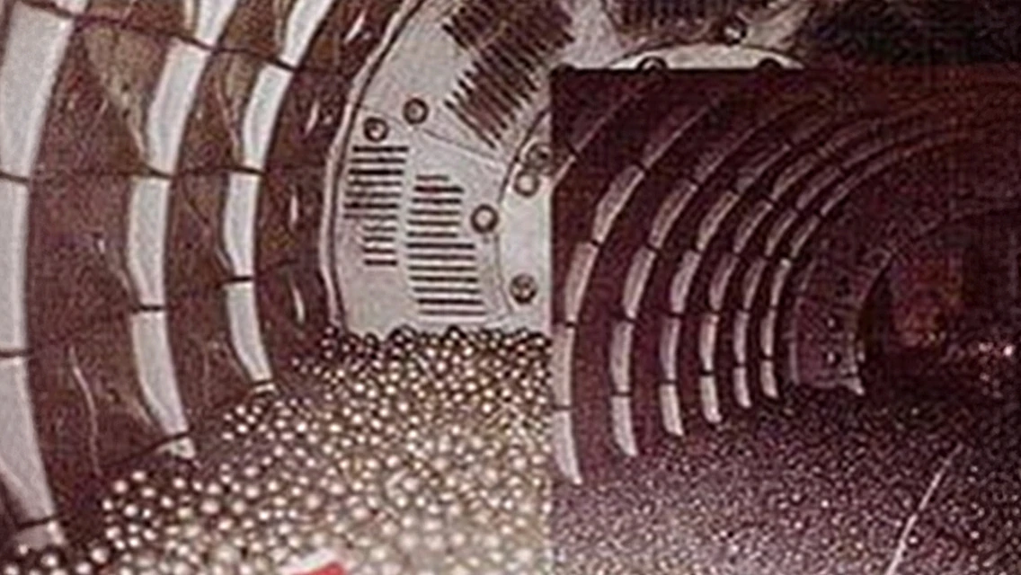 ボールミル用胴体ライナの画像